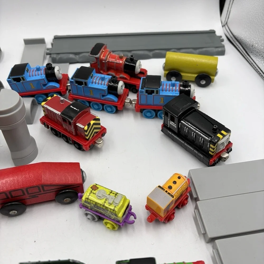 Thomas & Friends Wooden Train Lot W Track Pieces Thomas James‎ Salty Mavis Minis